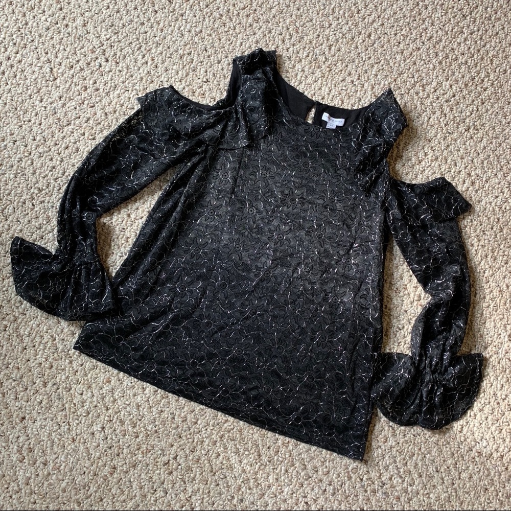 Beautiful black & silver peekaboo shoulder